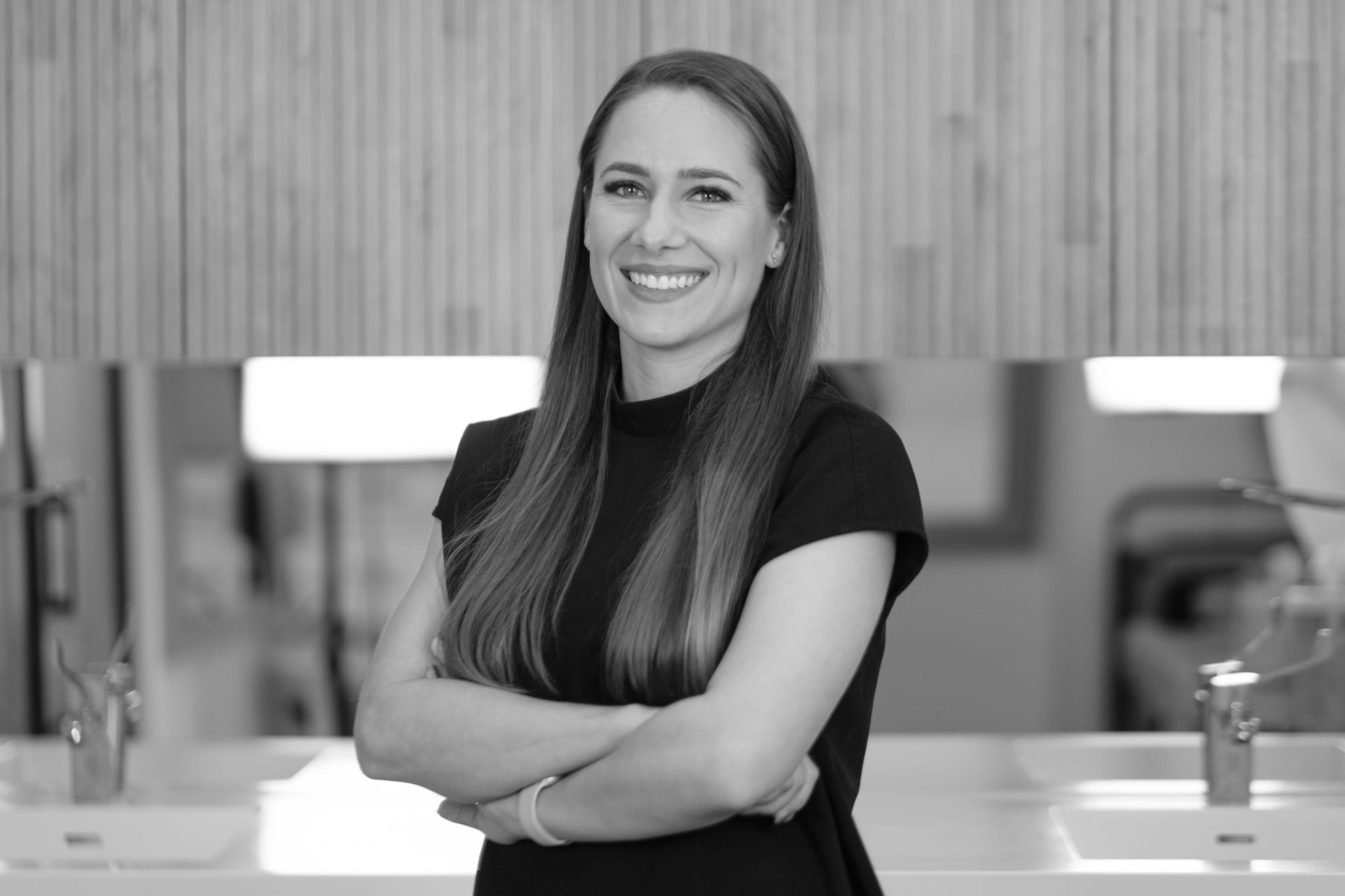Dr. Schönfeld Bernadett